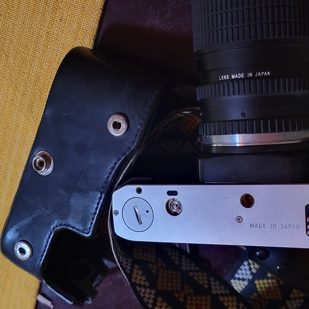 Camera - Picture 3 of 14